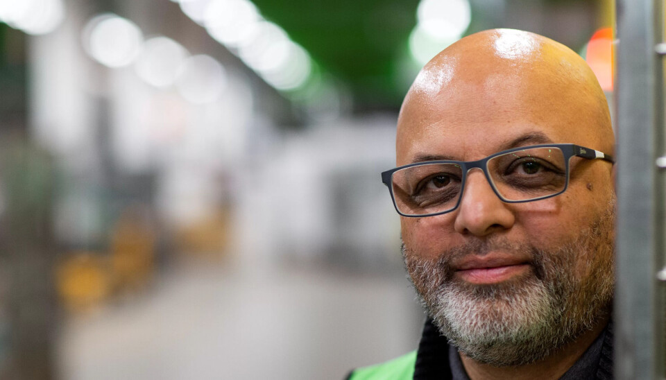 RYDDER OPP FOR ANDRE: – Når man får orden på sakene, da er det gøy å være tillitsvalgt, sier Kashif Mir. RYDDER OPP FOR ANDRE: – Når man får orden på sakene, da er det gøy å være tillitsvalgt, sier Kashif Mir.