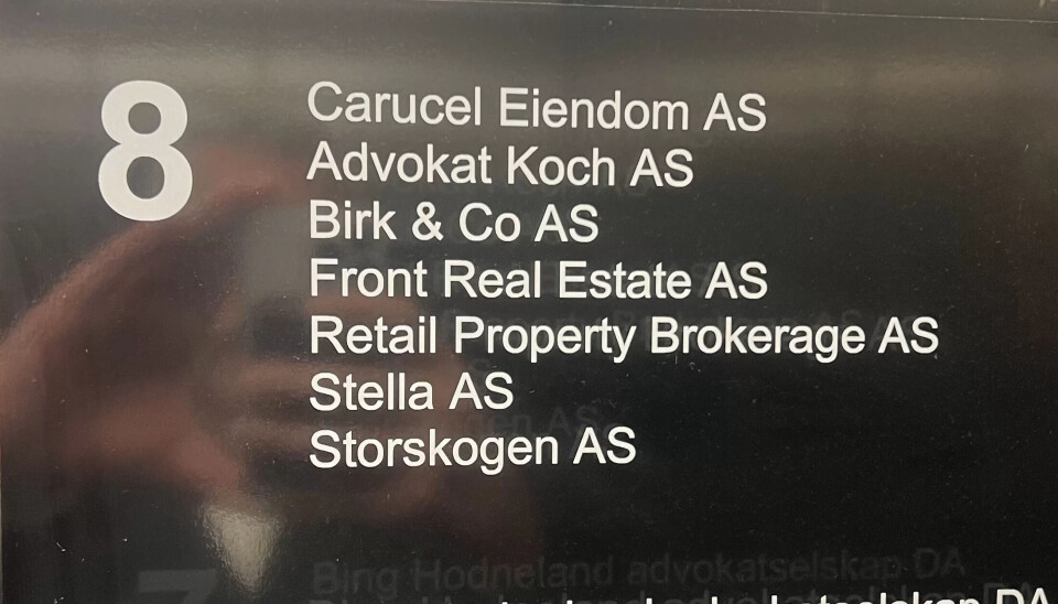SAME ETASJE: Styreleiar Sverre Koch sitt advokatselskap Advokat Koch AS og kreditor Carl Erik Krefting sitt eigedomselskap Carucel AS som leiger ut bygg til Recoveryadkademiet har same kontor-adresse på Fridtjof Nansen plass i Oslo. SAME ETASJE: Styreleiar Sverre Koch sitt advokatselskap Advokat Koch AS og kreditor Carl Erik Krefting sitt eigedomselskap Carucel AS som leiger ut bygg til Recoveryadkademiet har same kontor-adresse på Fridtjof Nansen plass i Oslo.