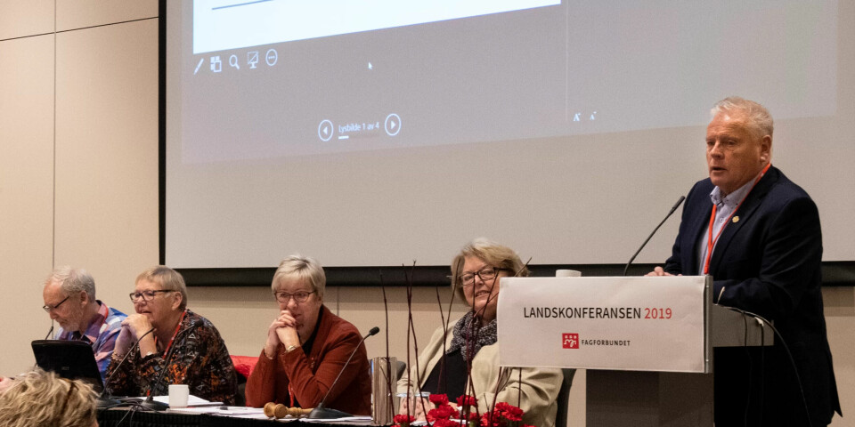 URETTFERDIG: Jan Davidsen mener dagens ordning for å regulere pensjonene er urettferdig og at de som har lavest pensjon brude løftes mer enn de som har høy pensjon. I dag er det motsatt. URETTFERDIG: Jan Davidsen mener dagens ordning for å regulere pensjonene er urettferdig og at de som har lavest pensjon brude løftes mer enn de som har høy pensjon. I dag er det motsatt.