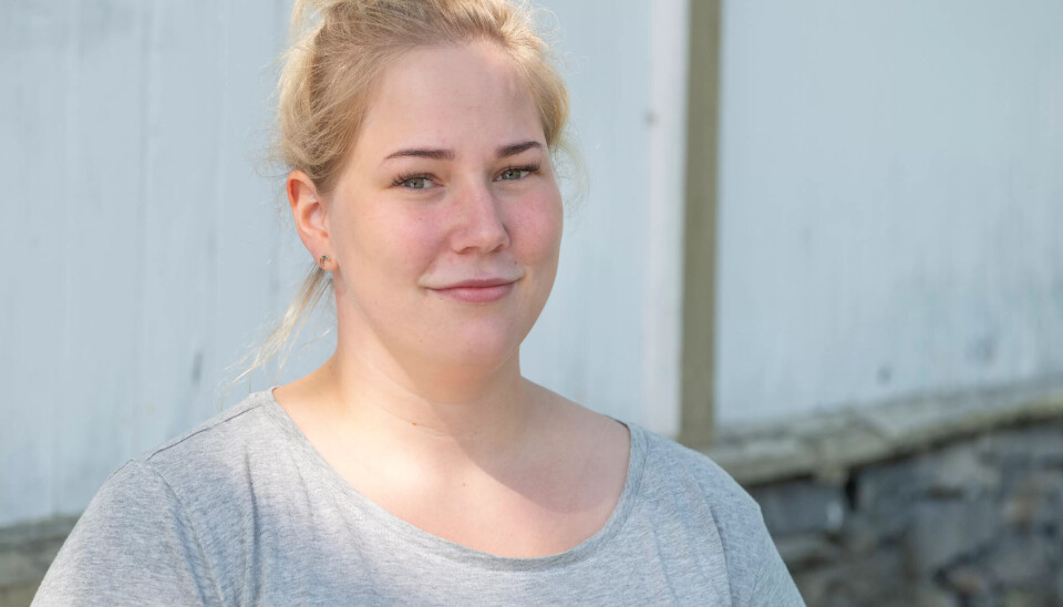 FORTELLER: Marthe Drabløslid Hjelle, hjemmehjelp og leder av ungdomsutvalget i Fagforbundet Møre Romsdal forteller om det å ta abort sent i svangerskapet. – Jeg vil vise at det skjer, sier hun. FORTELLER: Marthe Drabløslid Hjelle, hjemmehjelp og leder av ungdomsutvalget i Fagforbundet Møre Romsdal forteller om det å ta abort sent i svangerskapet. – Jeg vil vise at det skjer, sier hun.