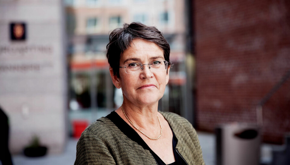 NAIVE POLITIKERE: Fanny Voldsnes er leder av Fagforbundets samfunnsøkonomiske avdeling og har bakgrunn som revisor og tallknuser. Hun mener politikken fra høyresiden er naiv, og at dagens system blir utnyttet av kommersielle velferdsselskaper til å sluse ut skattepenger. NAIVE POLITIKERE: Fanny Voldsnes er leder av Fagforbundets samfunnsøkonomiske avdeling og har bakgrunn som revisor og tallknuser. Hun mener politikken fra høyresiden er naiv, og at dagens system blir utnyttet av kommersielle velferdsselskaper til å sluse ut skattepenger.