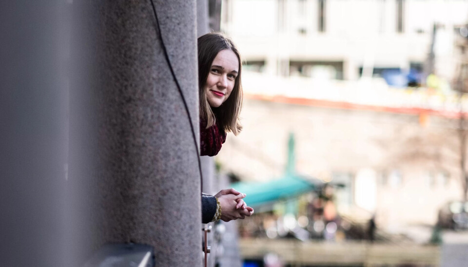 Ina Libak hørte folk si Nav møtte dem med mistillit. Når hun selv måtte ringe Nav, fikk hun en aha-opplevelse.