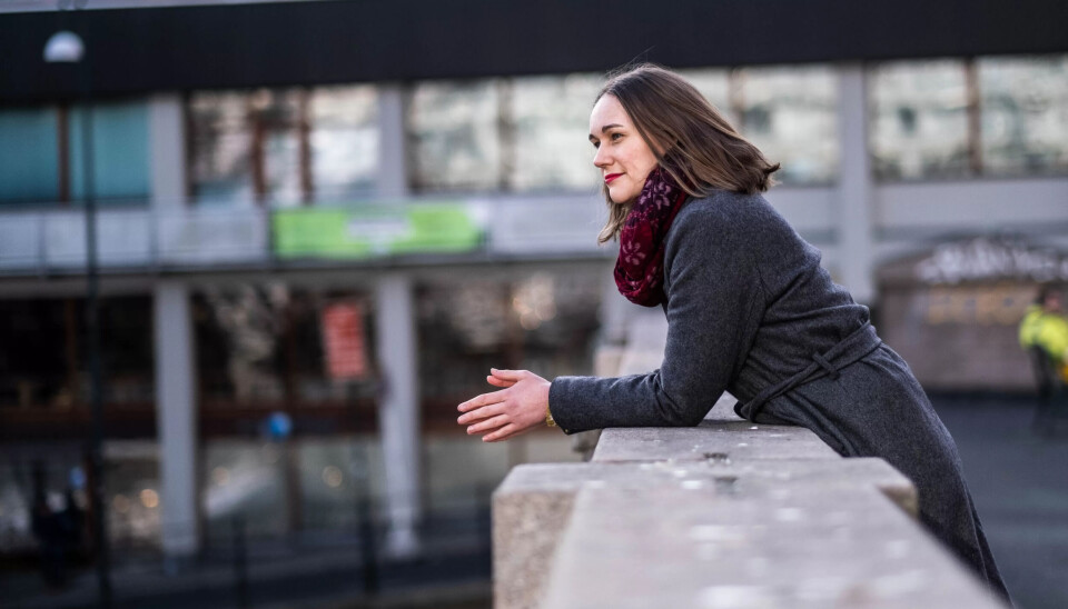 Ina Libak hørte folk si Nav møtte dem med mistillit. Når hun selv måtte ringe Nav, fikk hun en aha-opplevelse.