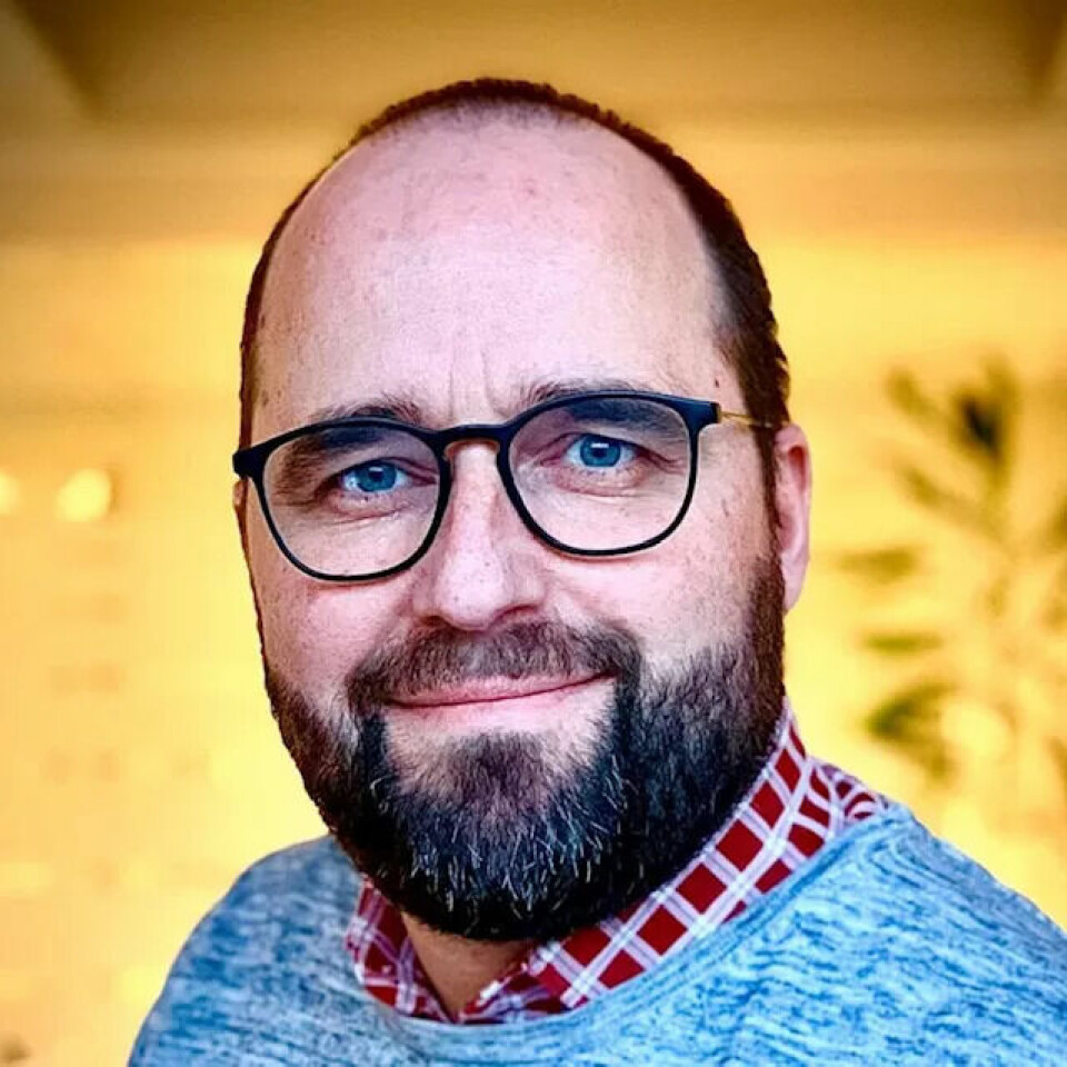 – Vi kan ikke få hjemmetjenesten til å fungere hvis vi sier: «Besøk fru Hansen og bruk så mye tid du vil». For å kunne levere en forutsigbar tjeneste og styre økonomien, er vi nødt til å sette en tidsramme, sier Eric Brugman som er fungerende avdelingsdirektør for avdeling mestring og omsorg i Østensjø bydel. – Vi kan ikke få hjemmetjenesten til å fungere hvis vi sier: «Besøk fru Hansen og bruk så mye tid du vil». For å kunne levere en forutsigbar tjeneste og styre økonomien, er vi nødt til å sette en tidsramme, sier Eric Brugman som er fungerende avdelingsdirektør for avdeling mestring og omsorg i Østensjø bydel.