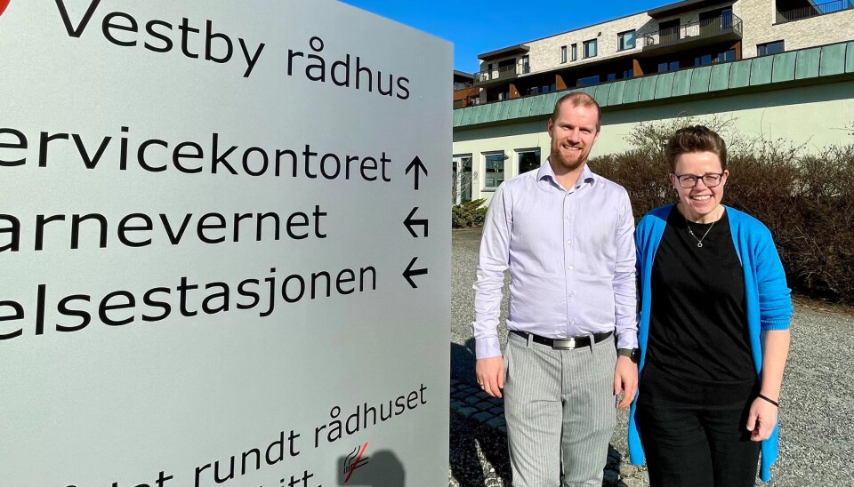 MED BISMAK: Leder av Fagforbundet Vestby, Christoffer Jensen, og hovedtillitsvalgt Randi Rygg Sikstrøm. De har godkjent mikrostillingene, men liker det overhodet ikke. MED BISMAK: Leder av Fagforbundet Vestby, Christoffer Jensen, og hovedtillitsvalgt Randi Rygg Sikstrøm. De har godkjent mikrostillingene, men liker det overhodet ikke.