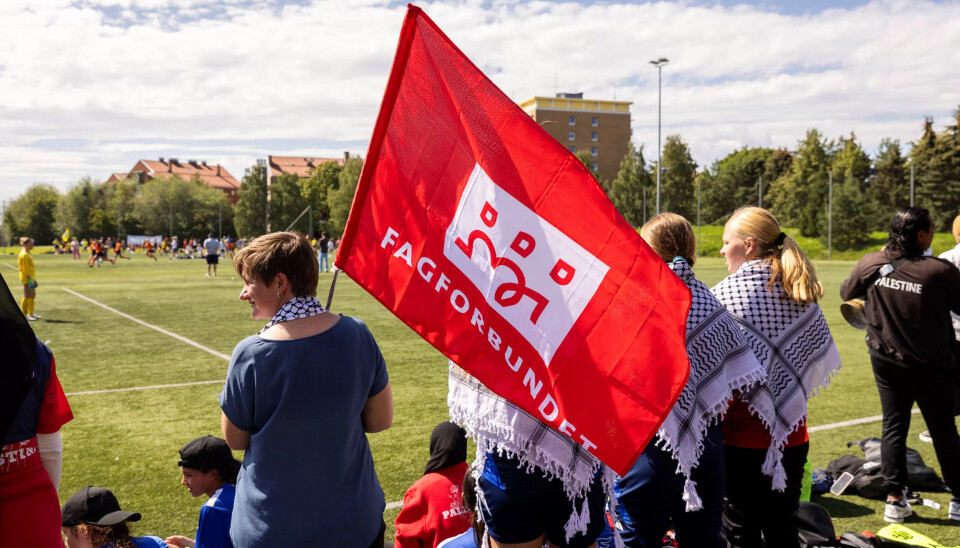 STØTTE: Fagforbundet støtter jentefotballen. STØTTE: Fagforbundet støtter jentefotballen.