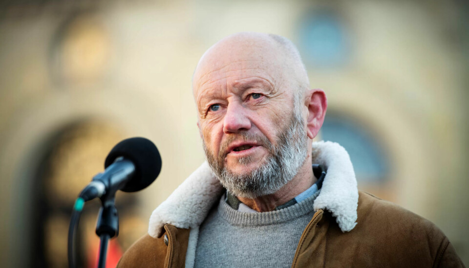 Stein Lier Hansen talte forsamlingen midt imot når han vil tviholde på EØS-avtalen og utvekslingskabler. Stein Lier Hansen talte forsamlingen midt imot når han vil tviholde på EØS-avtalen og utvekslingskabler.