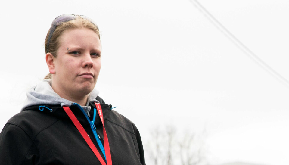 IKKE LENGER KVALIFISERT: Ina Lill Hojem har vikariert til og fra i stillingen i boligtjenesten på Høybuktmoen leir siden høsten 2015. Nå har hun søkt stillingen, men er ikke lenger kvalifisert. IKKE LENGER KVALIFISERT: Ina Lill Hojem har vikariert til og fra i stillingen i boligtjenesten på Høybuktmoen leir siden høsten 2015. Nå har hun søkt stillingen, men er ikke lenger kvalifisert.