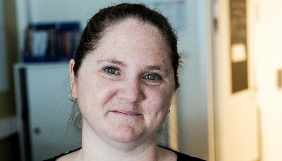 ENGASJERT: Barne- og ungdomsarbeider Monica Hammernes engasjerer seg for sin yrkesgruppe både på og utenfor jobb. Ved siden av jobben er hun sensor for kandidater som skal ta fagprøven. Hun skal også være dommer i neste NM for barne- og ungdomsarbeidere. ENGASJERT: Barne- og ungdomsarbeider Monica Hammernes engasjerer seg for sin yrkesgruppe både på og utenfor jobb. Ved siden av jobben er hun sensor for kandidater som skal ta fagprøven. Hun skal også være dommer i neste NM for barne- og ungdomsarbeidere.