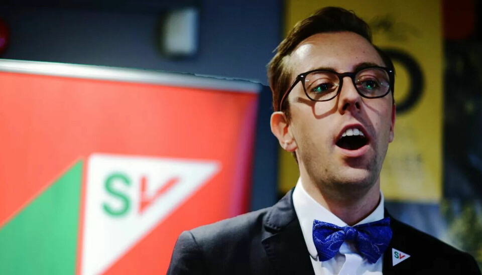 UAKSEPTABELT: – De ble leid inn for å gjøre en viktig jobb for norske kommuner. Vi kan ikke akseptere verken dårlig lønn eller at de blir økonomisk skadelidende i form av gjeld dersom de må bryte kontrakten. UAKSEPTABELT: – De ble leid inn for å gjøre en viktig jobb for norske kommuner. Vi kan ikke akseptere verken dårlig lønn eller at de blir økonomisk skadelidende i form av gjeld dersom de må bryte kontrakten.