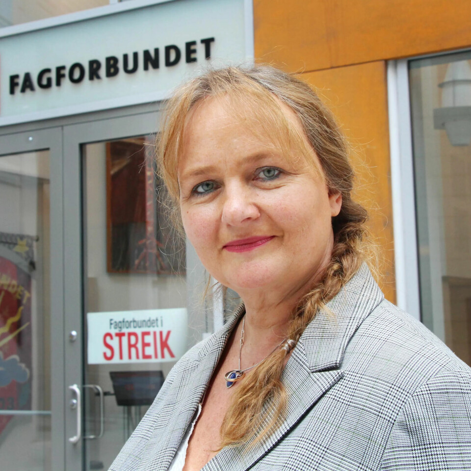 Iren Luther er fornøyd med at Helsepersonellkommisjonen foreslår mye av det som er Fagforbundets politikk Iren Luther er fornøyd med at Helsepersonellkommisjonen foreslår mye av det som er Fagforbundets politikk