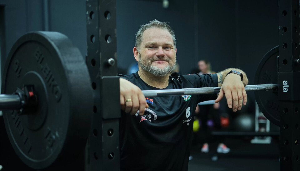 ALLTID HÅP: - Absolutt ingen mennesker er håpløse. Derfor gir jeg aldri opp en pasient, sier Dennis Beuster. ALLTID HÅP: - Absolutt ingen mennesker er håpløse. Derfor gir jeg aldri opp en pasient, sier Dennis Beuster.