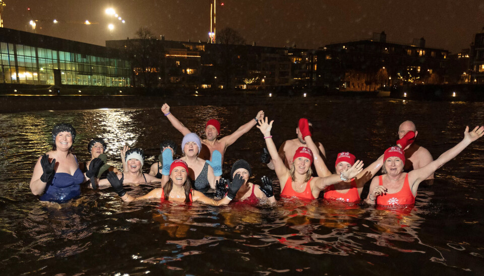 Badeklubben har ansatte fra mange avdelinger i kommunen. Badeklubben har ansatte fra mange avdelinger i kommunen.