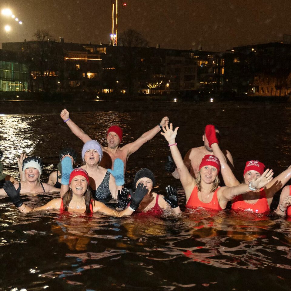 Badeklubben har ansatte fra mange avdelinger i kommunen. Badeklubben har ansatte fra mange avdelinger i kommunen.