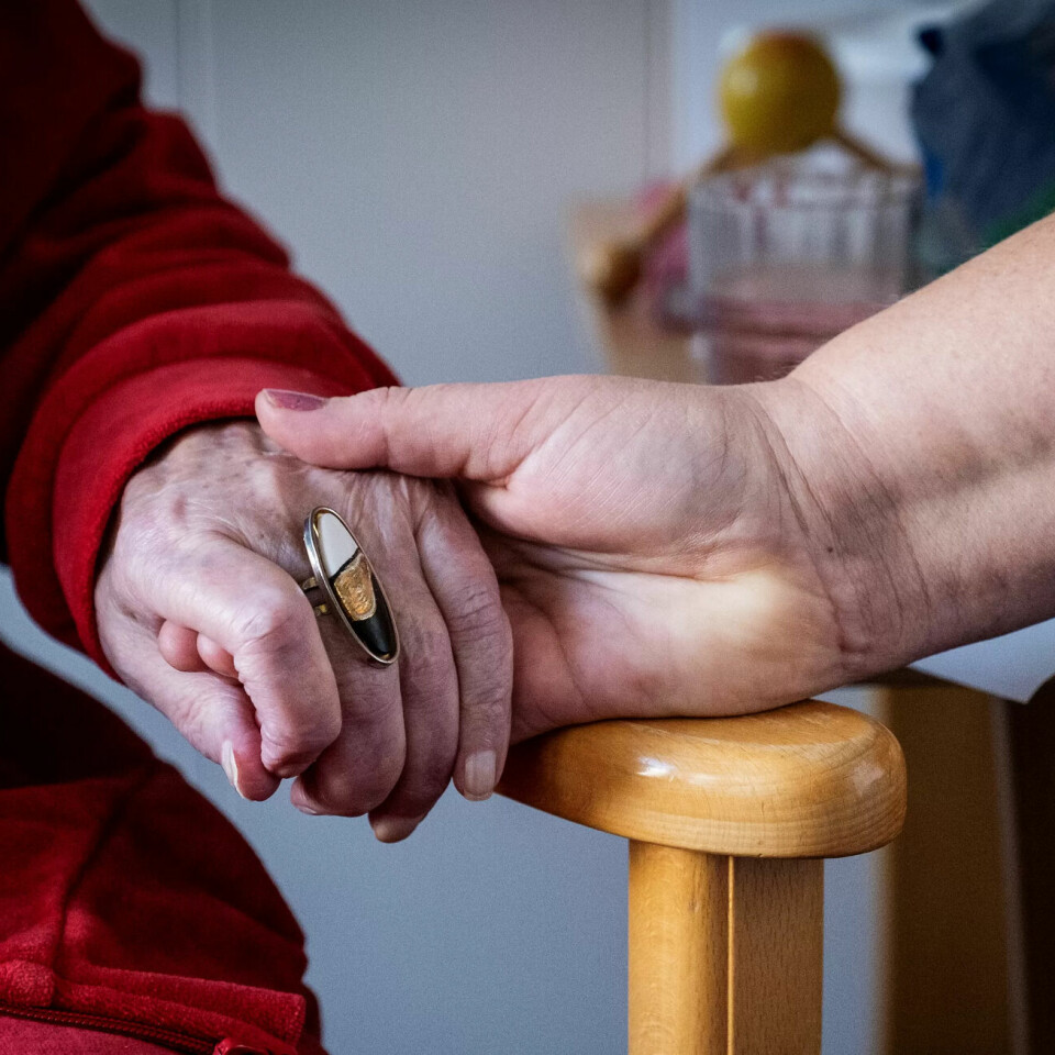 Kommunale velferdstjenester har blitt eller er i ferd med å bli privatisert i flere norske byer. Kommunale velferdstjenester har blitt eller er i ferd med å bli privatisert i flere norske byer.
