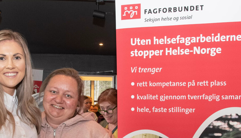 RØRT: - Det er ikke så ofte vi tar til tårene. Men denne seieren betyr så mye for så mange, så dette var både rørende og sterkt, sier Suzanne Elisabeth Mengkrogen (tv) og Inger-Mette Roman. RØRT: - Det er ikke så ofte vi tar til tårene. Men denne seieren betyr så mye for så mange, så dette var både rørende og sterkt, sier Suzanne Elisabeth Mengkrogen (tv) og Inger-Mette Roman.