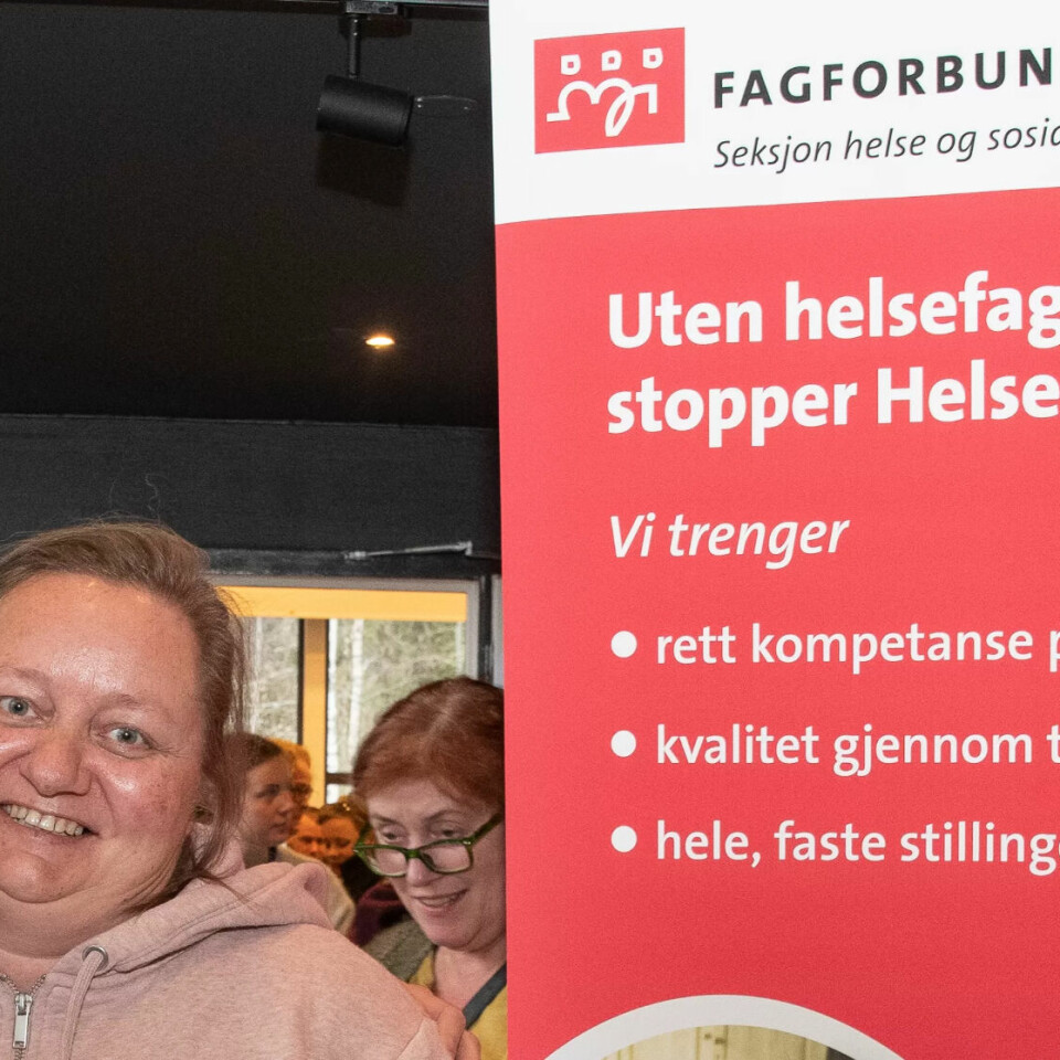 RØRT: - Det er ikke så ofte vi tar til tårene. Men denne seieren betyr så mye for så mange, så dette var både rørende og sterkt, sier Suzanne Elisabeth Mengkrogen (tv) og Inger-Mette Roman. RØRT: - Det er ikke så ofte vi tar til tårene. Men denne seieren betyr så mye for så mange, så dette var både rørende og sterkt, sier Suzanne Elisabeth Mengkrogen (tv) og Inger-Mette Roman.
