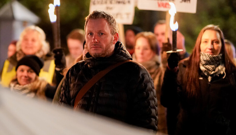DEMONSTRERER: – Vi er mange som demonstrerer i Oslo og Trondheim i kveld, fordi vi mener at behandlingstilbudet ikke bare skal måles i kroner og øre, men i livskvalitet og bedring, sier Jonas Finnby. DEMONSTRERER: – Vi er mange som demonstrerer i Oslo og Trondheim i kveld, fordi vi mener at behandlingstilbudet ikke bare skal måles i kroner og øre, men i livskvalitet og bedring, sier Jonas Finnby.