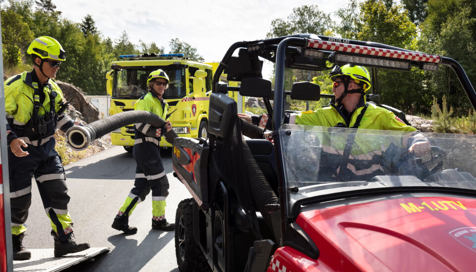 UTILGJENGELIG: Pumpe og slanger legges på UTV-en ved nærmeste bilvei. Mange utfartssteder er vanskelig tilgjengelig med tungt utstyr. Det kan gjøre jobben enda mer utfordrende. UTILGJENGELIG: Pumpe og slanger legges på UTV-en ved nærmeste bilvei. Mange utfartssteder er vanskelig tilgjengelig med tungt utstyr. Det kan gjøre jobben enda mer utfordrende.