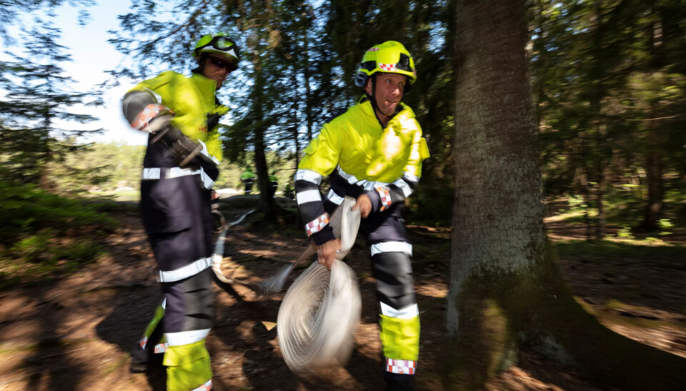 VARM JOBB: Selv en øvelse tar på i 27 varmegrader. VARM JOBB: Selv en øvelse tar på i 27 varmegrader.
