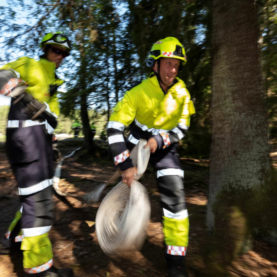 VARM JOBB: Selv en øvelse tar på i 27 varmegrader. VARM JOBB: Selv en øvelse tar på i 27 varmegrader.