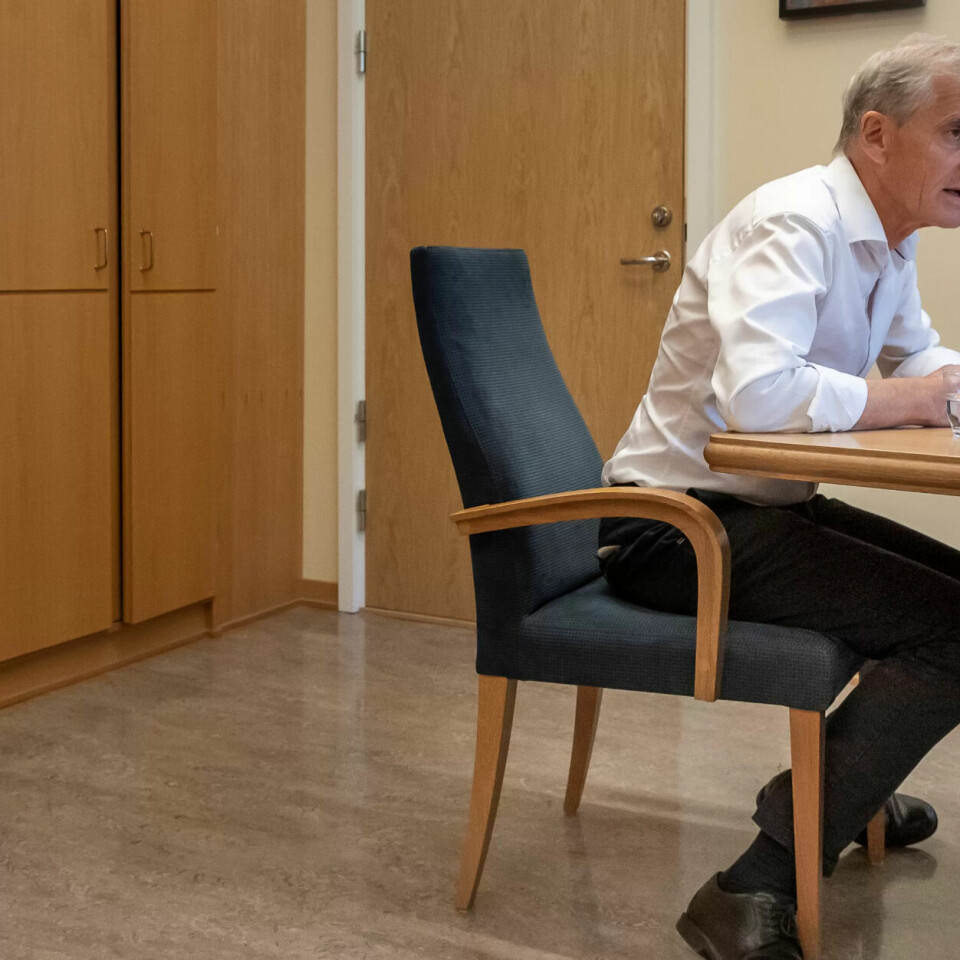 SV OG SP MÅ MED: Støres mål er en flertallsregjering med Sp og SV. – Det er den beste politiske balansen vi kan få, og det er også det alternativet som har størst mulighet for flertall og som ifølge målinger har størst oppslutning blant velgerne. For meg teller det også at det er dette alternativet fagbevegelsen foretrekker. SV OG SP MÅ MED: Støres mål er en flertallsregjering med Sp og SV. – Det er den beste politiske balansen vi kan få, og det er også det alternativet som har størst mulighet for flertall og som ifølge målinger har størst oppslutning blant velgerne. For meg teller det også at det er dette alternativet fagbevegelsen foretrekker.