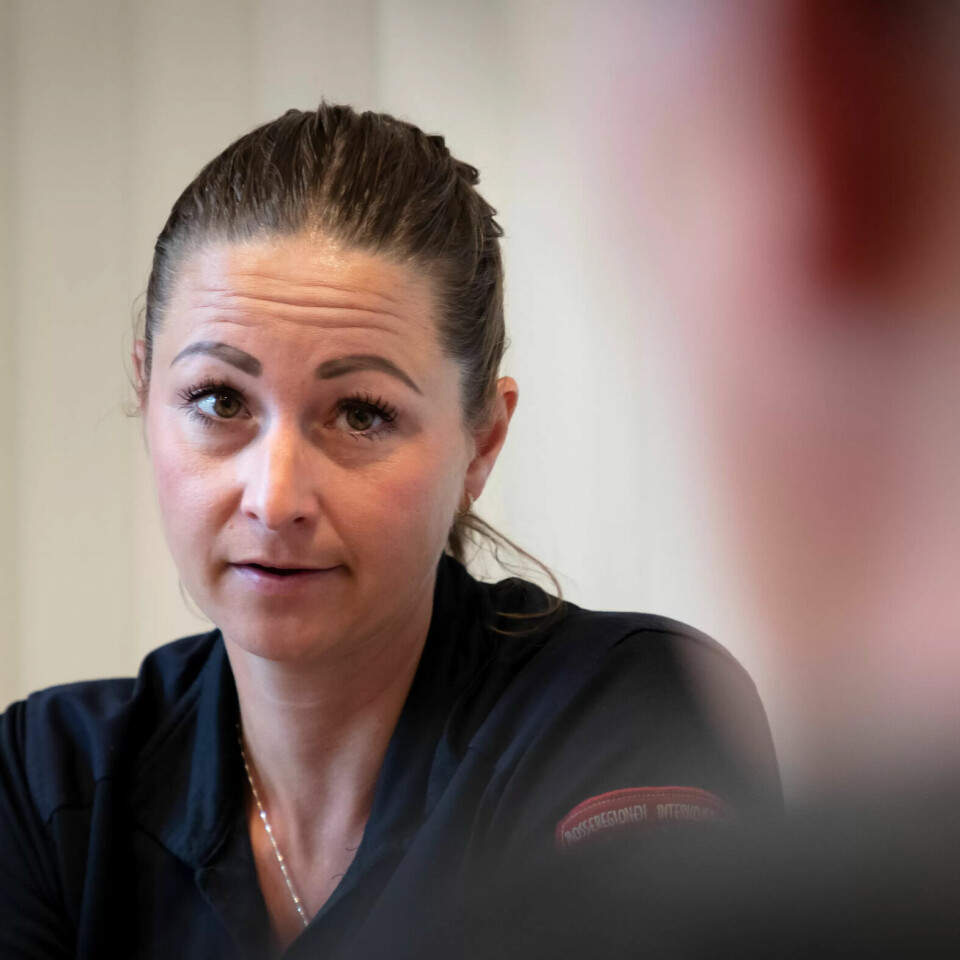STADIG SPØRSMÅL: Administrativ koordinator får spørsmålene fra de som lurer på om de ikke kunne grille likevel, men også engasjerte innbyggere som vil hjelpe med å henge opp plakater. STADIG SPØRSMÅL: Administrativ koordinator får spørsmålene fra de som lurer på om de ikke kunne grille likevel, men også engasjerte innbyggere som vil hjelpe med å henge opp plakater.