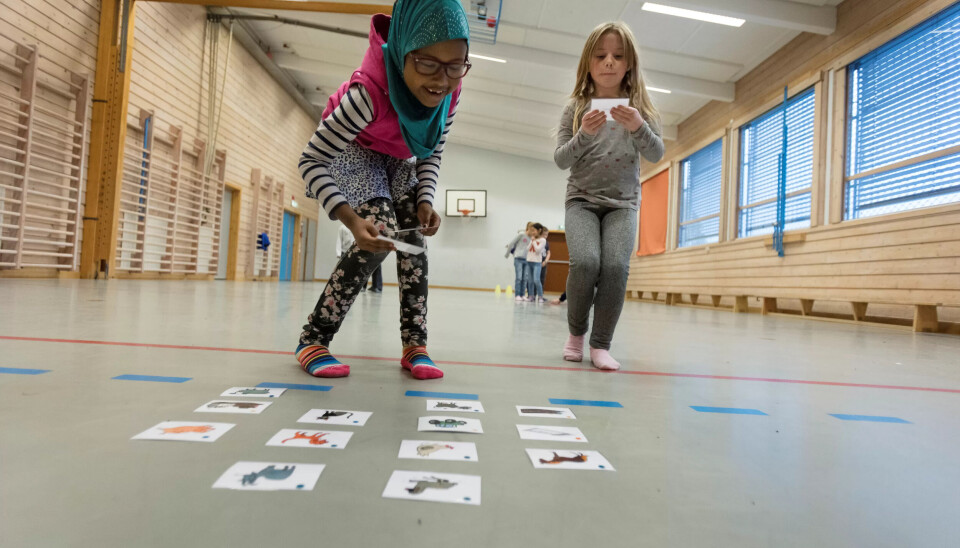 ON THE FARM: Stafett i gymsalen ON THE FARM: Stafett i gymsalen
