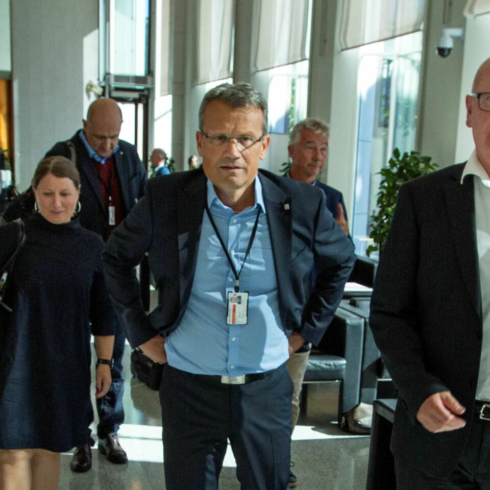 BRUDD: Partene i lønnsoppgjøret i staten gikk fra hverandre mandag ettermiddag, og møtes igjen hos Riksmekleren. Fra høyre: Gisle Norheim (personaldirektør i staten), Pål S. Arnesen (YS stat), Egil André Aas (LO Stat), Anders Kvam (Akademikerne) og Guro Lind (Unio). BRUDD: Partene i lønnsoppgjøret i staten gikk fra hverandre mandag ettermiddag, og møtes igjen hos Riksmekleren. Fra høyre: Gisle Norheim (personaldirektør i staten), Pål S. Arnesen (YS stat), Egil André Aas (LO Stat), Anders Kvam (Akademikerne) og Guro Lind (Unio).
