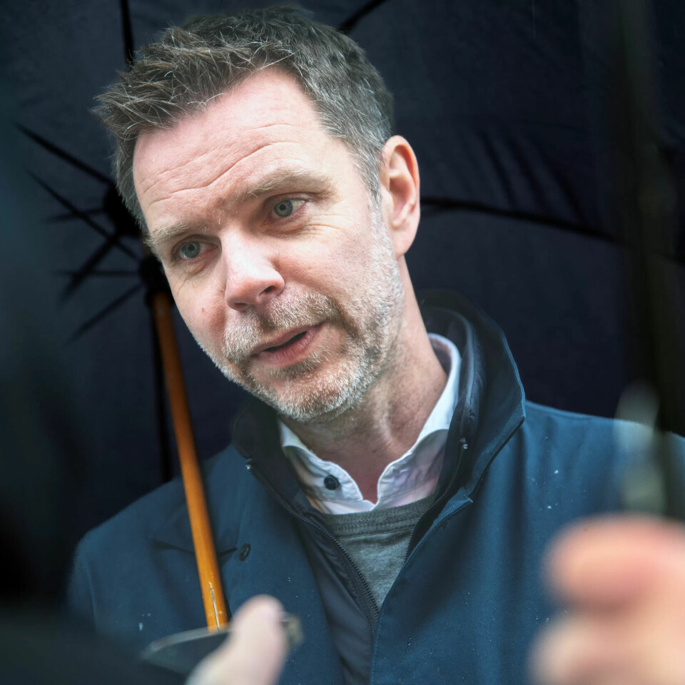 Ap-politiker Truls Vasvik vil at rett til riktig og gratis arbeidstøy skal bli en del av Arbeiderpartiets politikk. Ap-politiker Truls Vasvik vil at rett til riktig og gratis arbeidstøy skal bli en del av Arbeiderpartiets politikk.