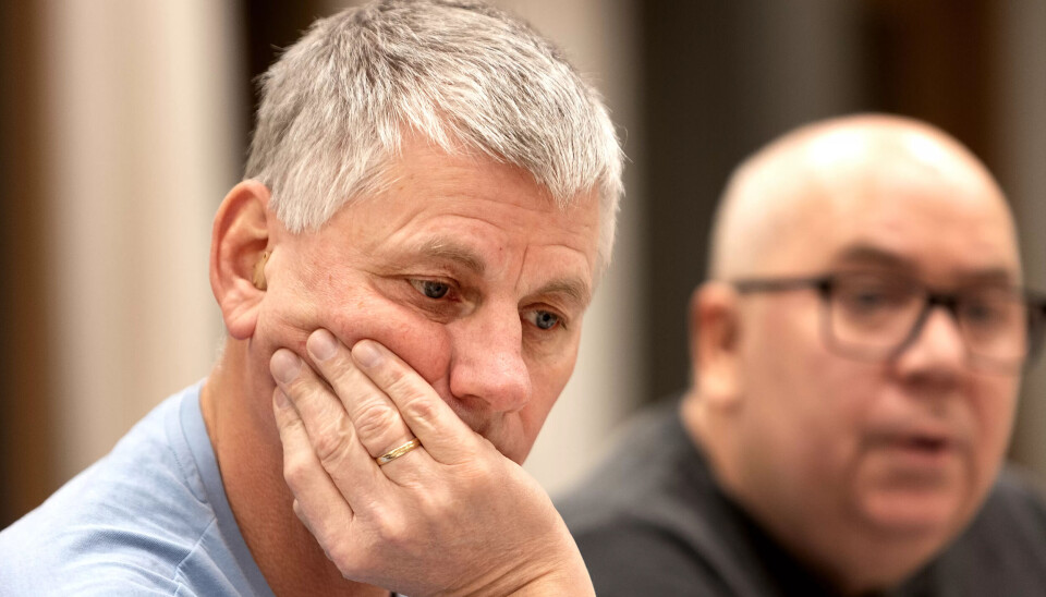 BEKYMRA: Hjelpepleier og nattevakt Hermann Tharaldsen er bekymra for pasienter som blir sittende redde på rommet. BEKYMRA: Hjelpepleier og nattevakt Hermann Tharaldsen er bekymra for pasienter som blir sittende redde på rommet.