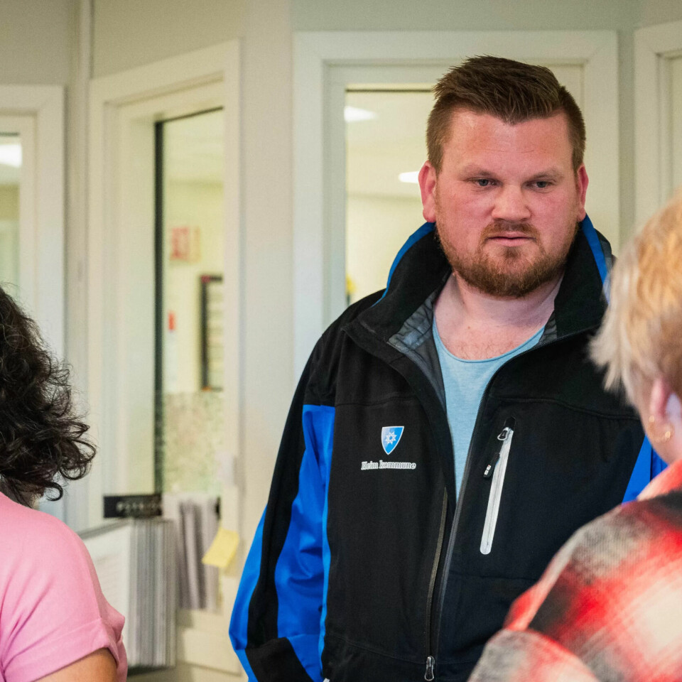 SOSIAL: Stivold liker å prate med kolleger og beboere. – Kjeften står ikke stille, sier han om seg selv. SOSIAL: Stivold liker å prate med kolleger og beboere. – Kjeften står ikke stille, sier han om seg selv.