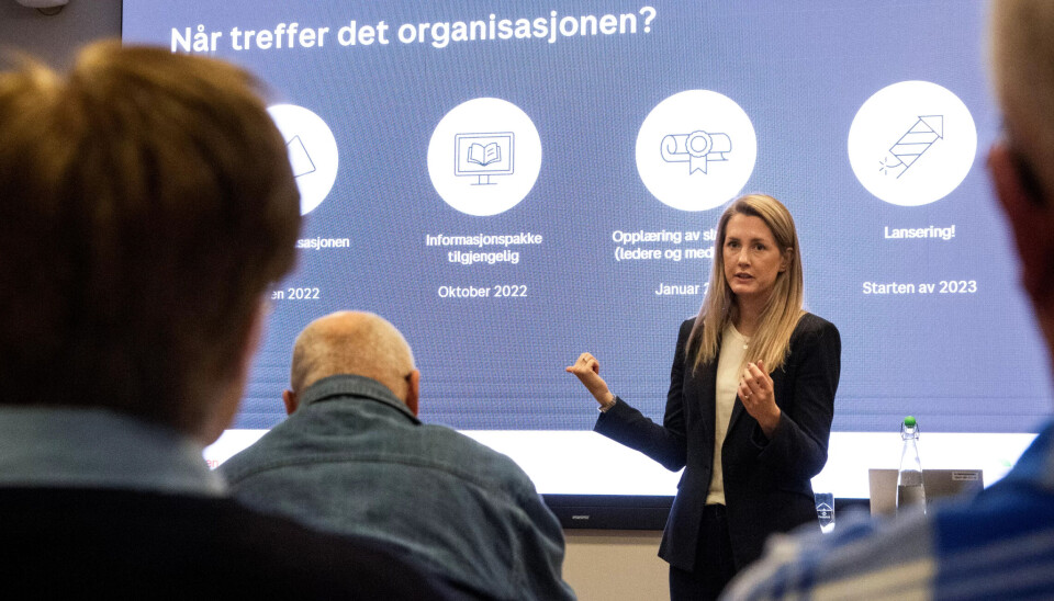 – Det nye systemet skal brukes av samtlige ansatte i Posten og Bring, sa prosjektleder Hanne Granbu Lien da hun møtte tillitsvalgte fra hele landet. – Det nye systemet skal brukes av samtlige ansatte i Posten og Bring, sa prosjektleder Hanne Granbu Lien da hun møtte tillitsvalgte fra hele landet.