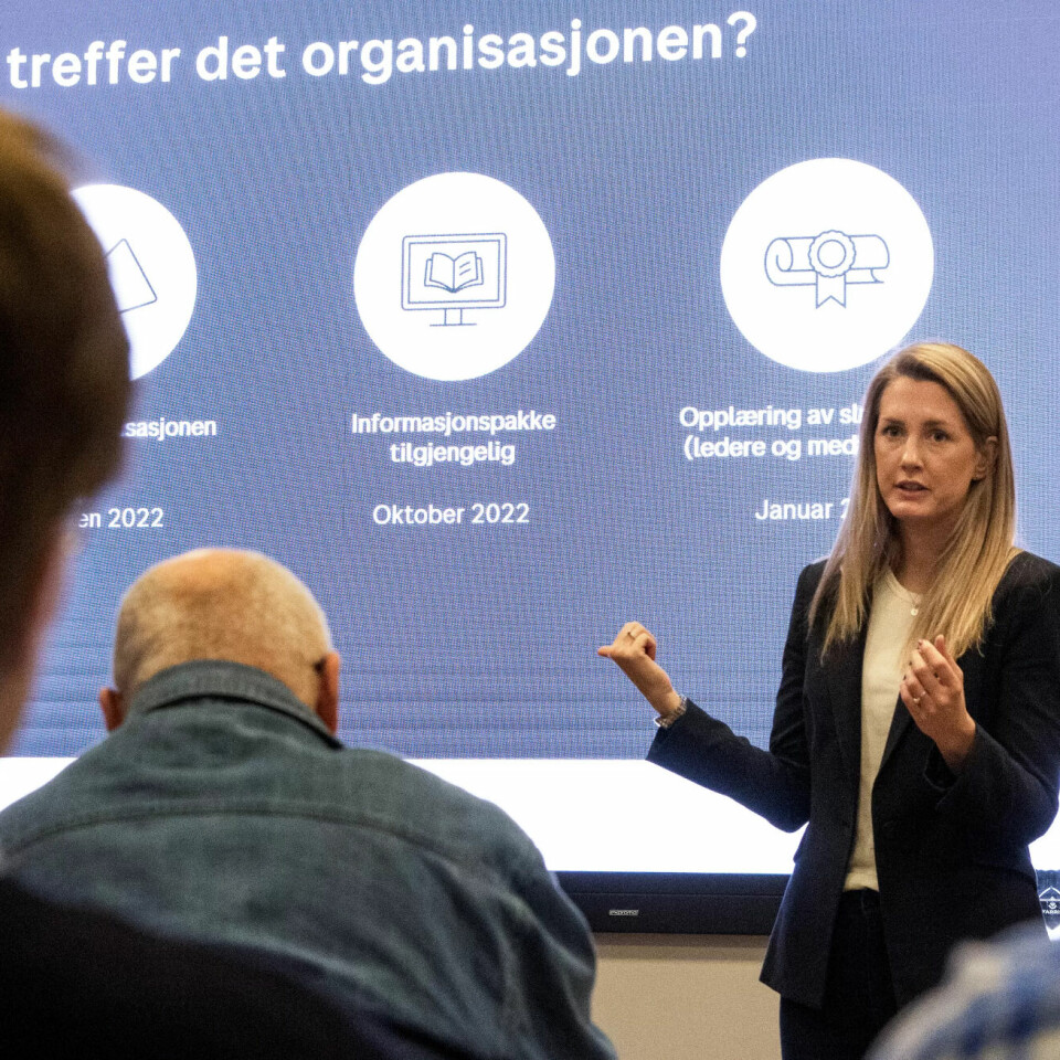 – Det nye systemet skal brukes av samtlige ansatte i Posten og Bring, sa prosjektleder Hanne Granbu Lien da hun møtte tillitsvalgte fra hele landet. – Det nye systemet skal brukes av samtlige ansatte i Posten og Bring, sa prosjektleder Hanne Granbu Lien da hun møtte tillitsvalgte fra hele landet.