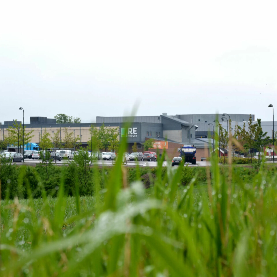 VEKST: Kommunesenteret i Re har vært i vekst siden kommunen ble opprettet for 14 år siden. Nå mener politikerne at den er for liten til å forbli alene. VEKST: Kommunesenteret i Re har vært i vekst siden kommunen ble opprettet for 14 år siden. Nå mener politikerne at den er for liten til å forbli alene.