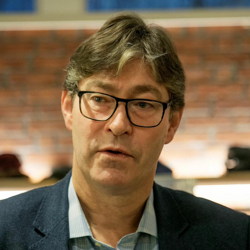 KRITISK: – Det gis inntrykk av at KLP gir penger tilbake til kommunene som de ellers ikke ville fått. Men dette er rett og slett kundens penger, sier Jon Hippe, leder for offentlig sektor i Storebrand. KRITISK: – Det gis inntrykk av at KLP gir penger tilbake til kommunene som de ellers ikke ville fått. Men dette er rett og slett kundens penger, sier Jon Hippe, leder for offentlig sektor i Storebrand.