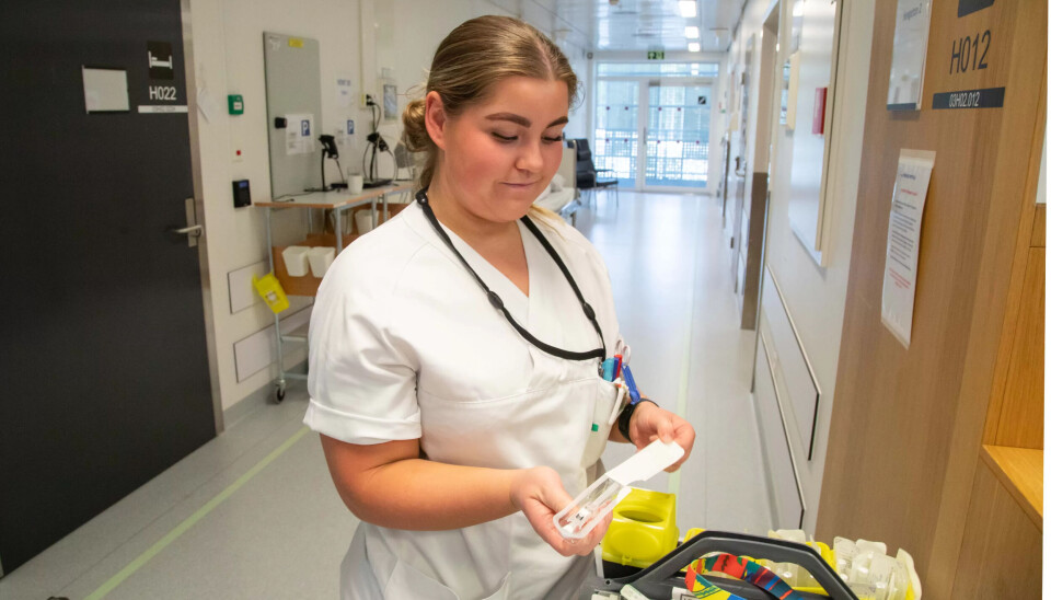 Mathilde Linna på infeksjonsmedisinsk avdeling i Sykehuset Østfold Mathilde Linna på infeksjonsmedisinsk avdeling i Sykehuset Østfold