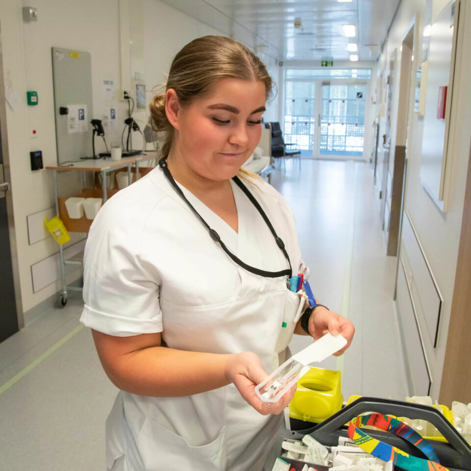 Mathilde Linna på infeksjonsmedisinsk avdeling i Sykehuset Østfold Mathilde Linna på infeksjonsmedisinsk avdeling i Sykehuset Østfold