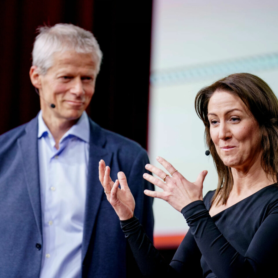 POSITIVT: Nav-direktør Hans Christian Holte og arbeids- og inkluderingsminister Tonje Brenna mener det er et positivt tegn at sykefraværet falt mot slutten av fjoråret. POSITIVT: Nav-direktør Hans Christian Holte og arbeids- og inkluderingsminister Tonje Brenna mener det er et positivt tegn at sykefraværet falt mot slutten av fjoråret.