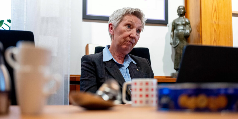 KLAR FOR DIALOG: LO-leder Peggy Hessen Følsvik sier de åpner for å utrede sykelønna. KLAR FOR DIALOG: LO-leder Peggy Hessen Følsvik sier de åpner for å utrede sykelønna.