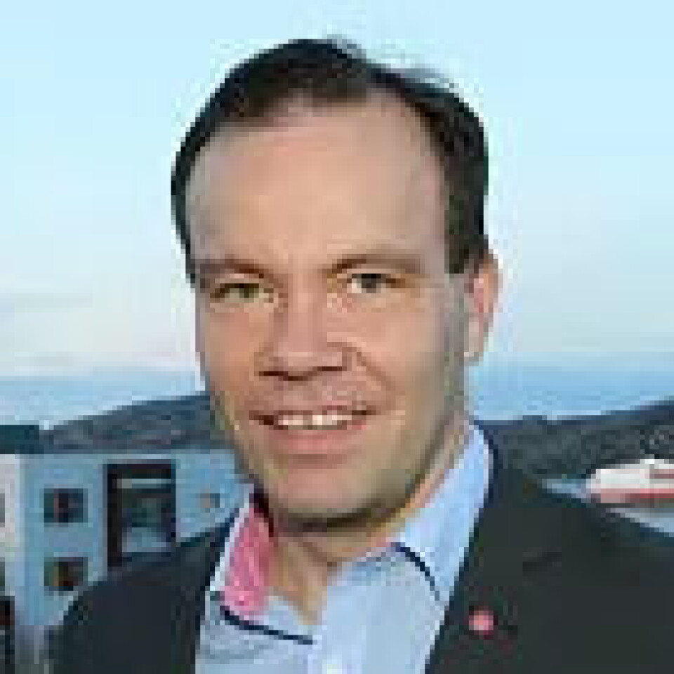 GARANTIST: Fylkesrådsleder Tomas Norvoll mener det er på tide at alle kvalifiserte søkere i Nordland får læreplass. GARANTIST: Fylkesrådsleder Tomas Norvoll mener det er på tide at alle kvalifiserte søkere i Nordland får læreplass.