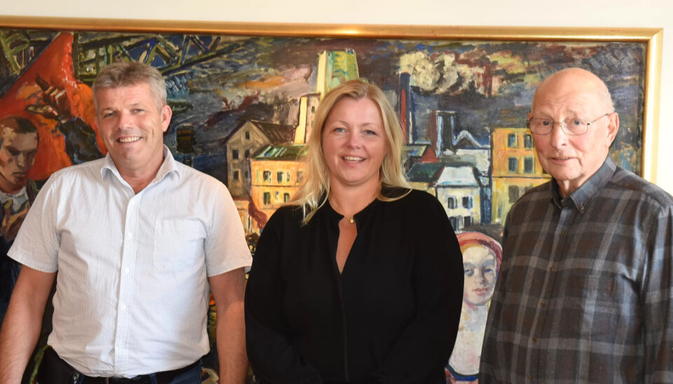 Nestleder i Ap, Bjørnar Skjæran (f.v.), partisekretær Kjersti Stenseng og veteranen Finn Kristensen. Nestleder i Ap, Bjørnar Skjæran (f.v.), partisekretær Kjersti Stenseng og veteranen Finn Kristensen.