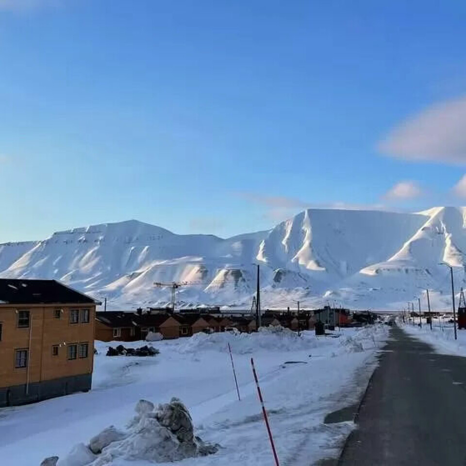 Man skulle tro at Svalbard har det samme lovverket som Norge, men slik er det ikke. Man skulle tro at Svalbard har det samme lovverket som Norge, men slik er det ikke.