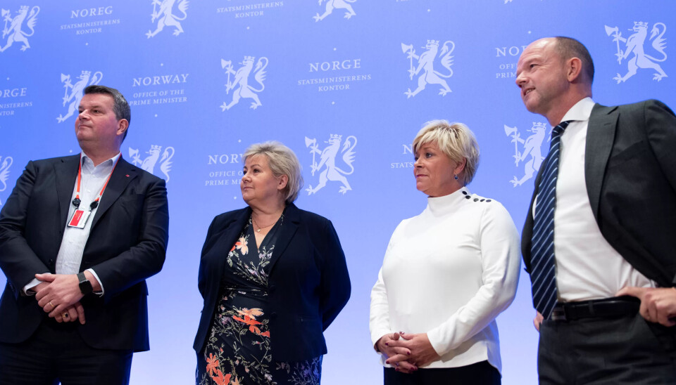 TREPARTSSAMARBEID: Korona-pandemien har gitt økt tillit til «den norske modellen», her representert ved Hans-Christian Gabrielsen, statsminister Erna Solberg, Frp-leder Siv Jensen og NHO-sjef Ole Erik Almlid. TREPARTSSAMARBEID: Korona-pandemien har gitt økt tillit til «den norske modellen», her representert ved Hans-Christian Gabrielsen, statsminister Erna Solberg, Frp-leder Siv Jensen og NHO-sjef Ole Erik Almlid.