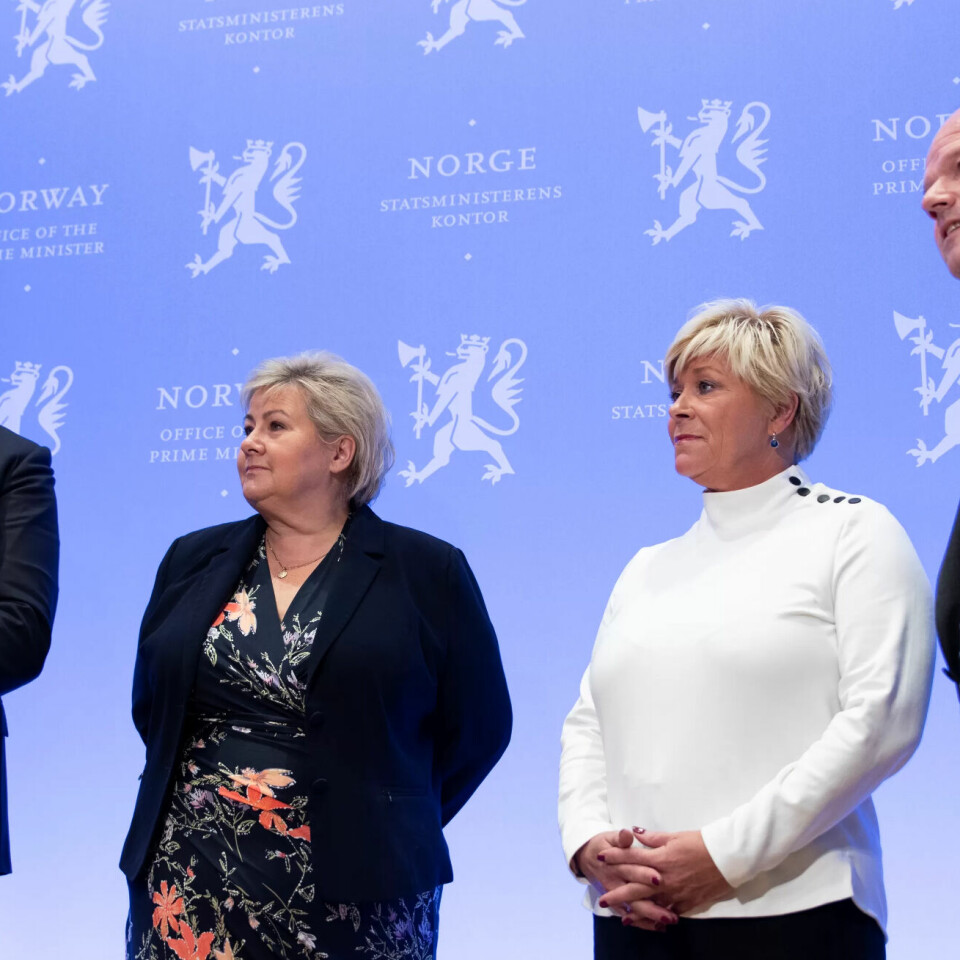 TREPARTSSAMARBEID: Korona-pandemien har gitt økt tillit til «den norske modellen», her representert ved Hans-Christian Gabrielsen, statsminister Erna Solberg, Frp-leder Siv Jensen og NHO-sjef Ole Erik Almlid. TREPARTSSAMARBEID: Korona-pandemien har gitt økt tillit til «den norske modellen», her representert ved Hans-Christian Gabrielsen, statsminister Erna Solberg, Frp-leder Siv Jensen og NHO-sjef Ole Erik Almlid.