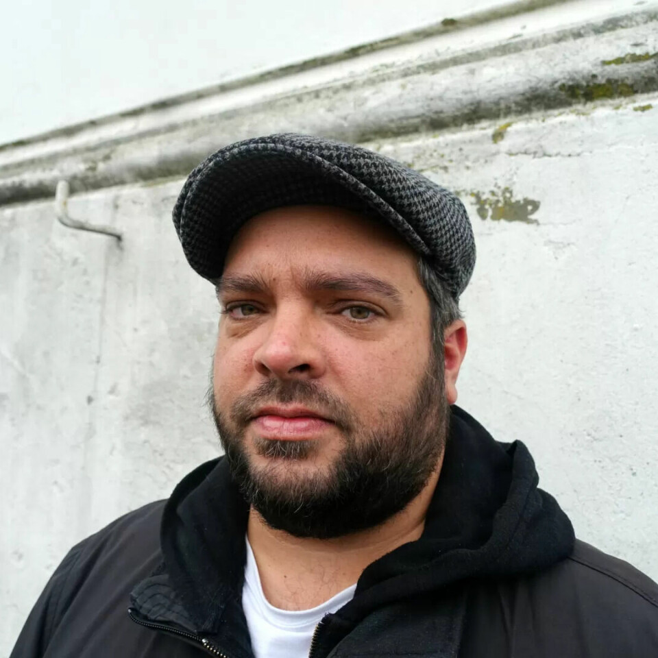 UØNSKET: Morgan Mikkelsen syns det er merkelig at kommunen sier de ikke har bruk for ham, samtidig som han får jobbe like mye som før han fikk avslag på kravet sitt om fast stilling. UØNSKET: Morgan Mikkelsen syns det er merkelig at kommunen sier de ikke har bruk for ham, samtidig som han får jobbe like mye som før han fikk avslag på kravet sitt om fast stilling.