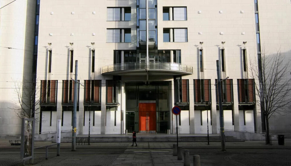 OSLO: Mannen i 50-årene sitter fengslet i Oslo. Fengslingsmøtene har skjedd her, i Oslo tingrett. Mannen har sittet varetektsfengslet siden han ble arrestert i juni i år. OSLO: Mannen i 50-årene sitter fengslet i Oslo. Fengslingsmøtene har skjedd her, i Oslo tingrett. Mannen har sittet varetektsfengslet siden han ble arrestert i juni i år.