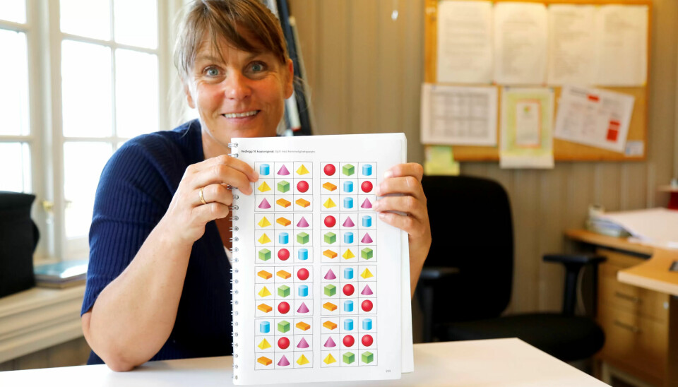 I dag har vi spilt bildebingo der bildene viser ulike former, sier Hege Solberg i Brannposten naturbarnehage I dag har vi spilt bildebingo der bildene viser ulike former, sier Hege Solberg i Brannposten naturbarnehage