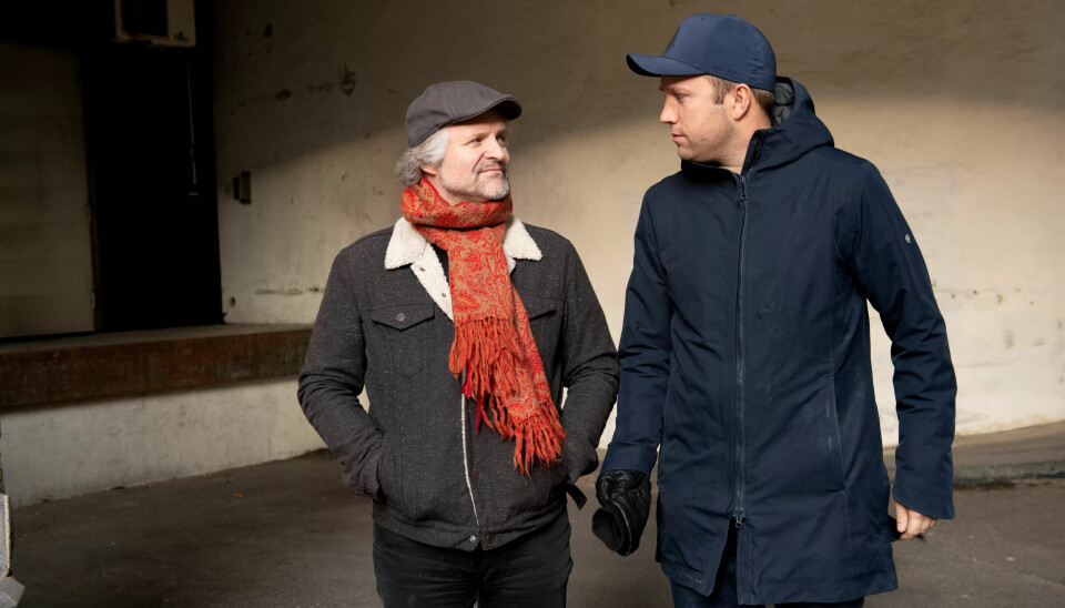 Jo Bull Strømholm (t.v.) og Petter Eriksen har sammen med fem andre konsulenter saksøkt omsorgsselskapet Baos. De krever fast ansettelse og etterbetalt overtid, feriepenger og tjenestepensjon. Jo Bull Strømholm (t.v.) og Petter Eriksen har sammen med fem andre konsulenter saksøkt omsorgsselskapet Baos. De krever fast ansettelse og etterbetalt overtid, feriepenger og tjenestepensjon.
