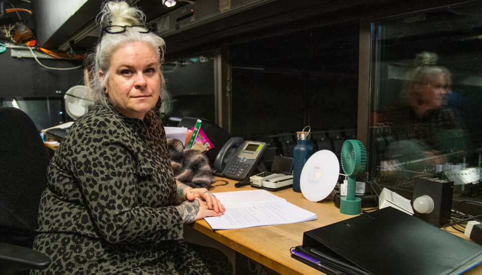 STÅLKONTROLL: Under forestillingene er inspisienten en slags kaptein på skuta som gir signal om når ting skal skje, forklarer Kirsti Rosseland. STÅLKONTROLL: Under forestillingene er inspisienten en slags kaptein på skuta som gir signal om når ting skal skje, forklarer Kirsti Rosseland.